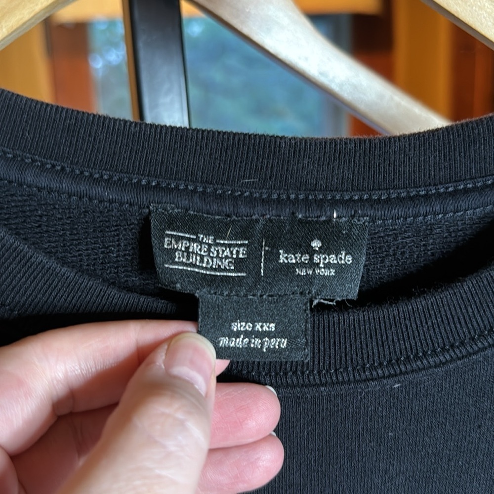 Kate Spade Empire State Building Black Skyline Sweatshirt Size XXS Oversized - Picture 4 of 10